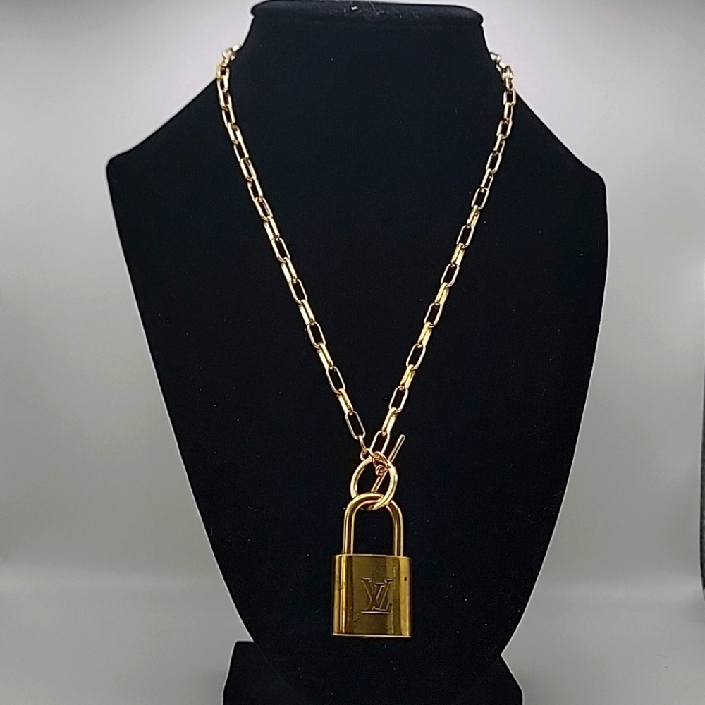 LV LOCK WITH C&C CALIFORNIA NECKLACE